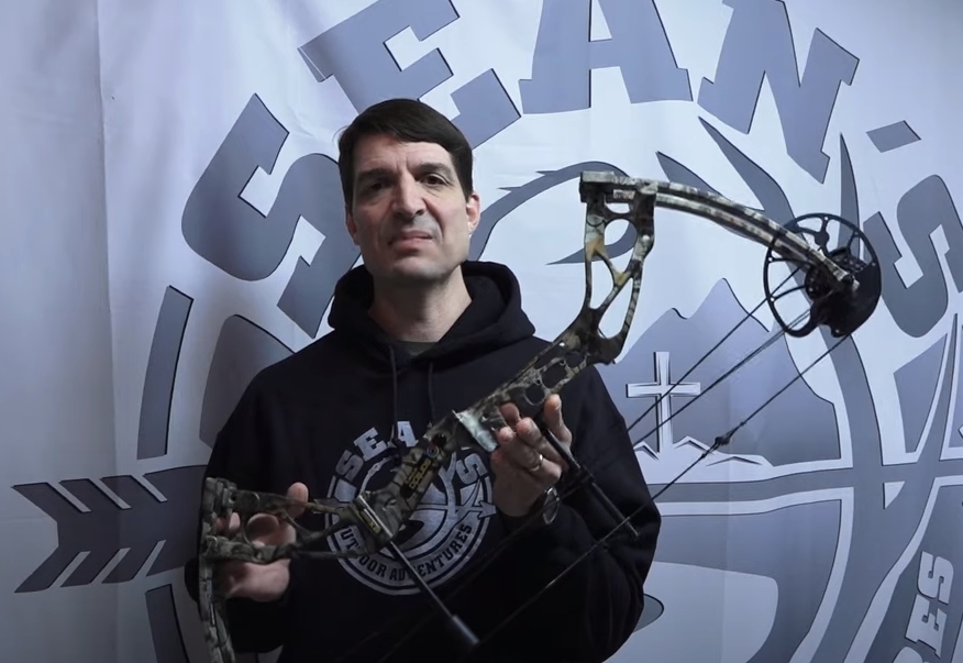 Dragon X8 Compound bow review Video by Sean,  USA hunter 